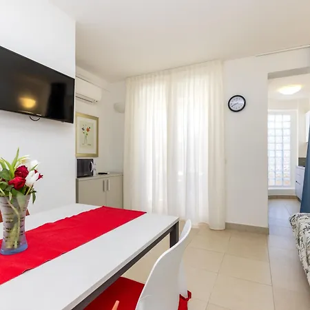 Mansuela Punta Veli Lošinj