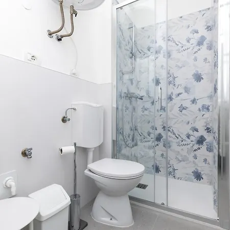 Mansuela Punta Apartman *