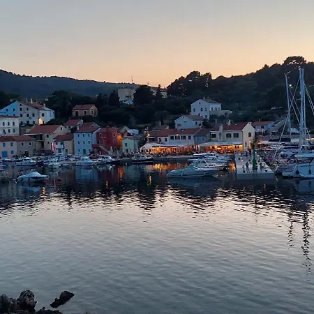 Mansuela Punta Apartman Veli Lošinj