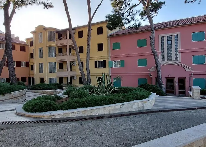 Mansuela Punta * Veli Lošinj
