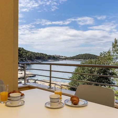Mansuela Punta * Veli Losinj