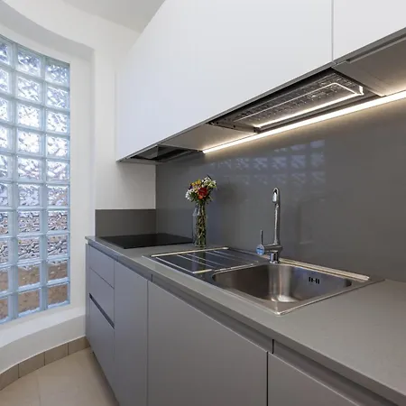 Mansuela Punta Apartment *