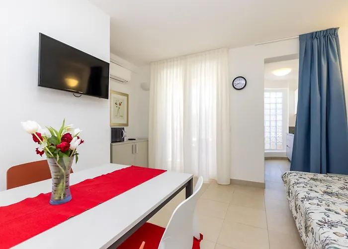 Mansuela Punta Lussingrande